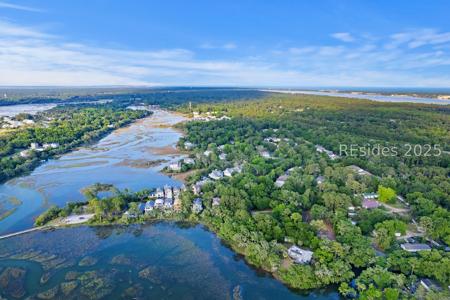 17 Sterling Pointe Drive