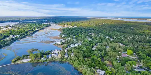 17 Sterling Pointe Drive