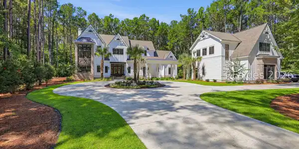31 Foxchase Lane