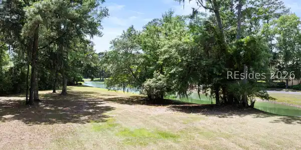 Image 3: This lot is .4751 of an acre in Long Cove Club!