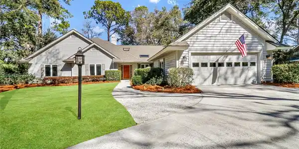 32 Barony Lane