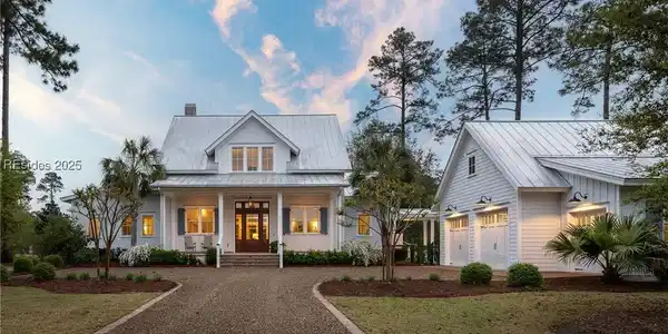 7 Wolf Tree Road