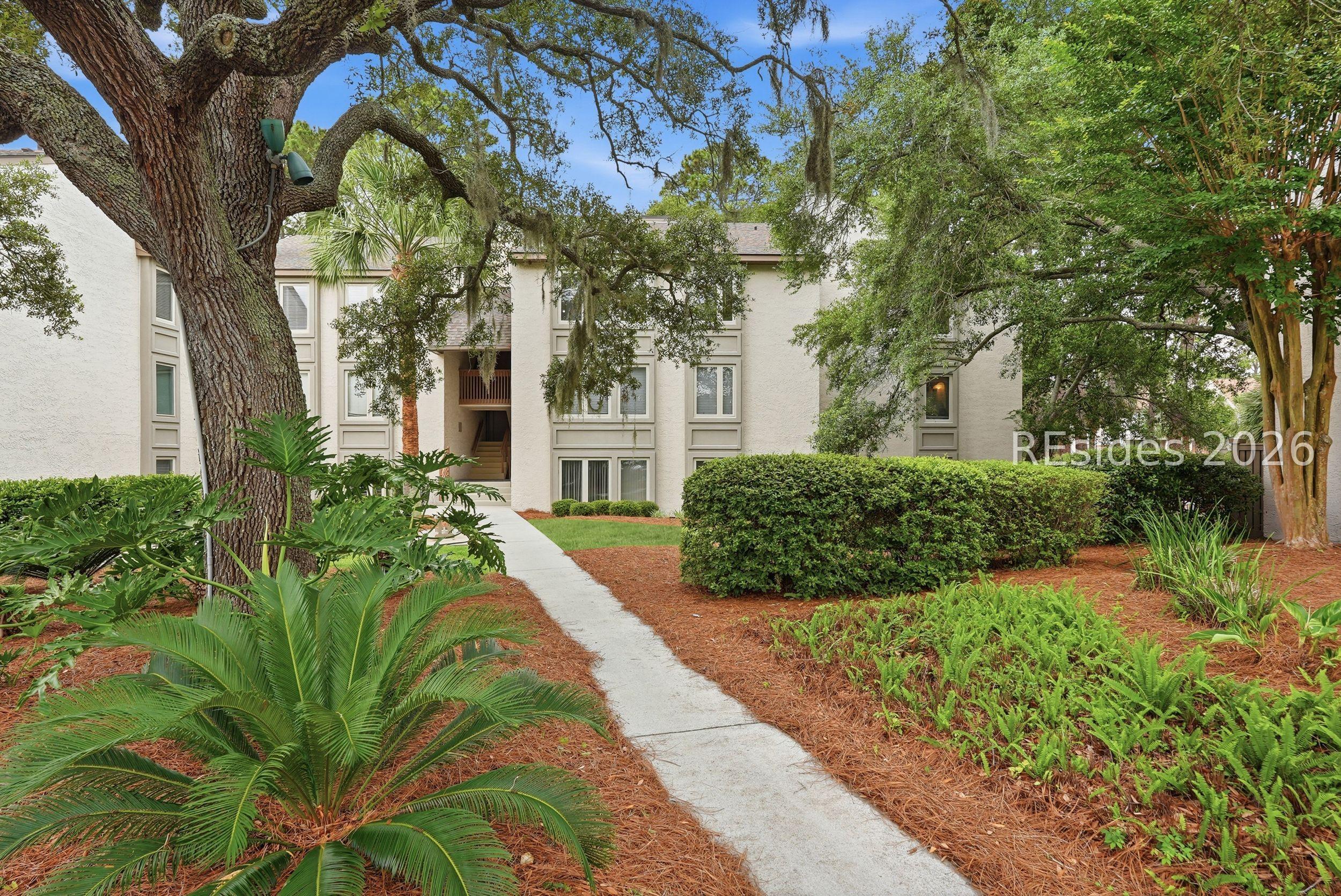 Image 2: 2 bedroom/2 bath villa
