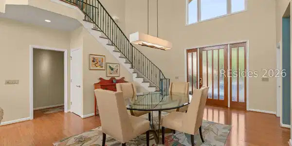Image 4: Dining Room Image 4: Dining Room