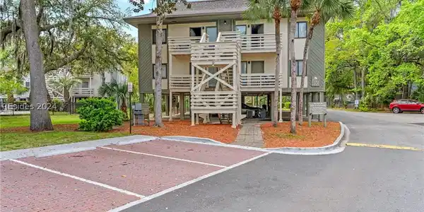 104 Cordillo Parkway