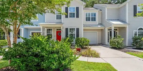 208 Plumgrass Way