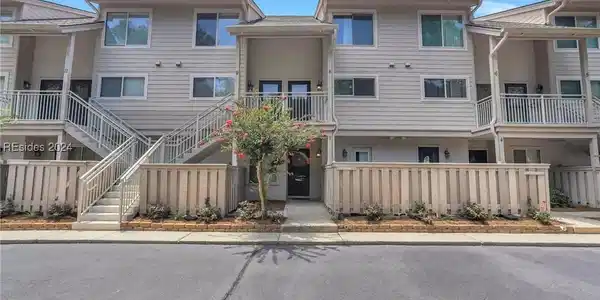 15 Deallyon Avenue