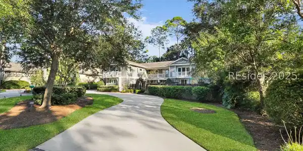 38 Pine Island Road