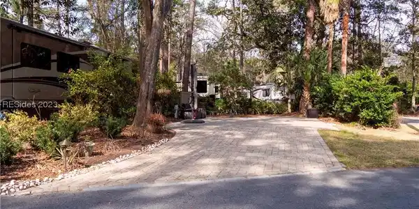 133 Arrow Rd #271