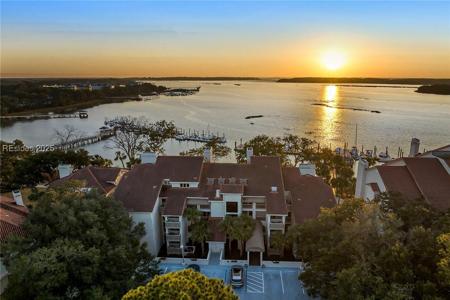 4 Village North Drive