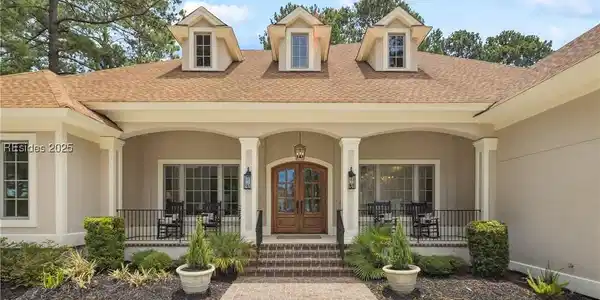 43 Hampton Hall Boulevard