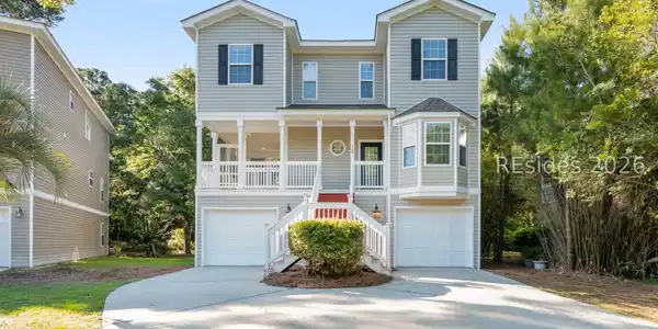 12 Peregrine Drive