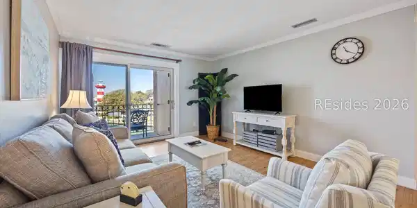 2 Lighthouse Lane