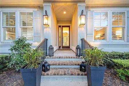 595 Colonial Drive