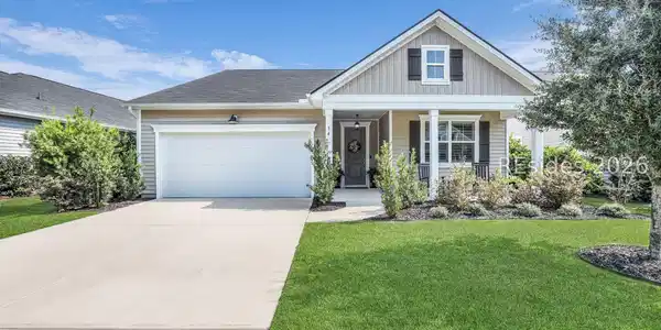 14 Mainland Lakes Drive