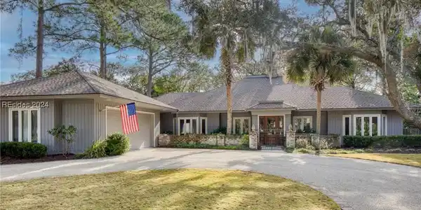 40 N Calibogue Cay Road