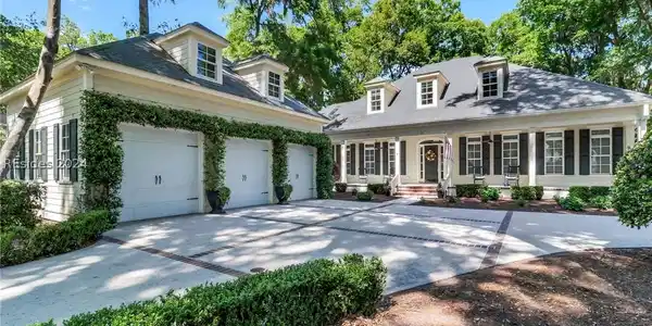 20 Belmeade Drive