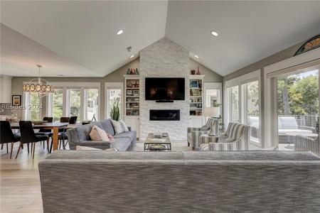 14 Braddock Cove