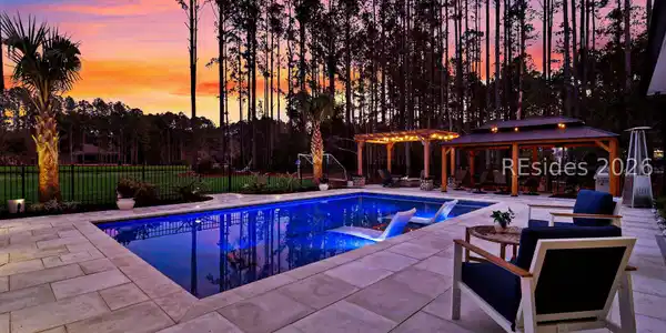 40 Foxchase Lane
