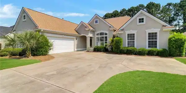 24 St Simons Drive