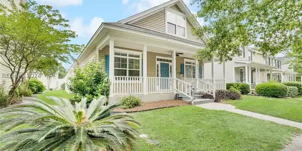 64 9TH Avenue