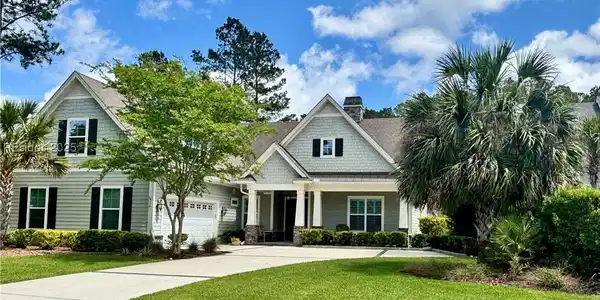 16 Lakewood Court