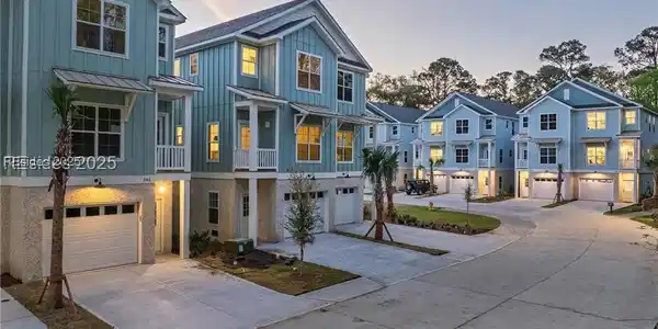 225 Olive Shell Court