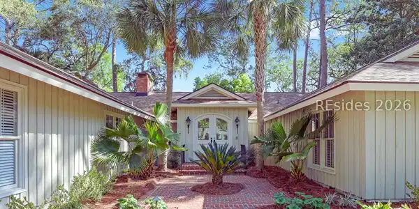 7 Red Maple Road