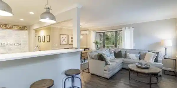 125 Cordillo Parkway