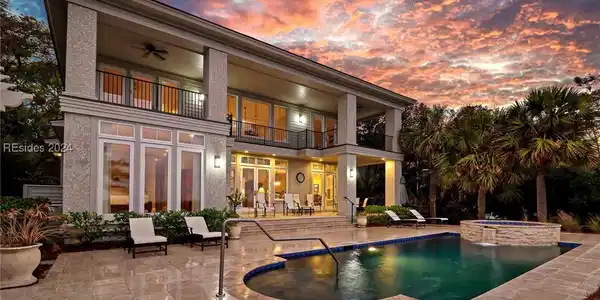 23 Oyster Catcher Road
