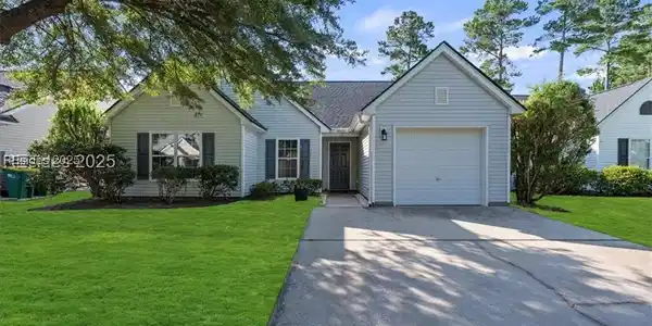 13 Spruce Drive