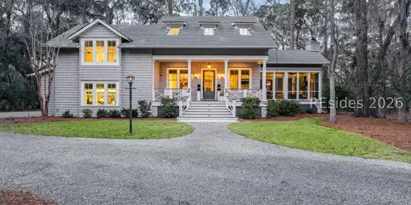 27 Greenleaf Road