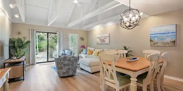 45 Queens Folly Road