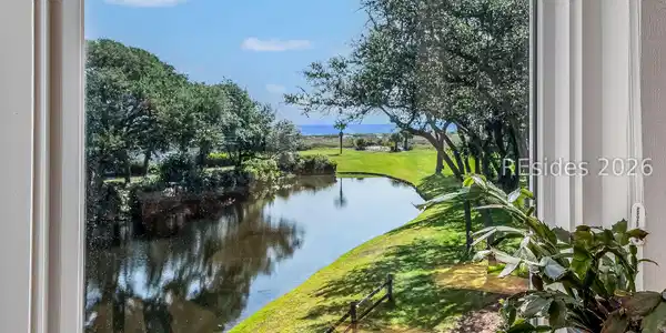 31 Ocean Point S