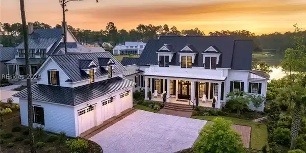 30 Flicker Street