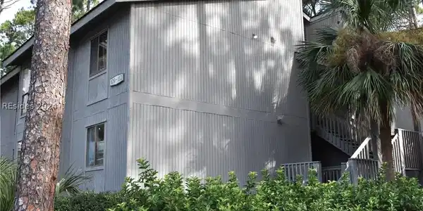 111 Forest Cove
