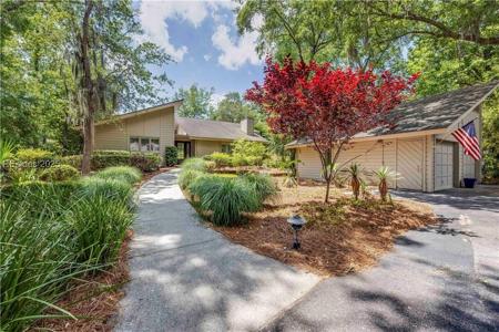 11 Sandfiddler Road