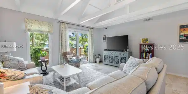 45 Queens Folly Road