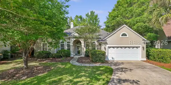 37 St Simons Drive