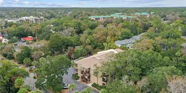 21 Lagoon Road