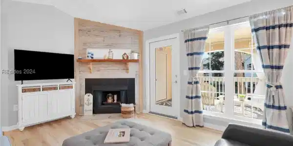 380 Marshland Road