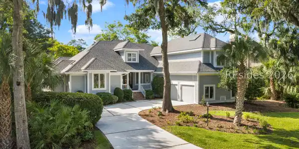 17 Arthur Hills Court