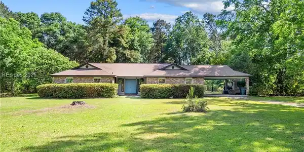 111 Florida Drive