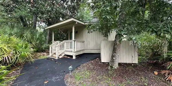 12 Night Heron Lane