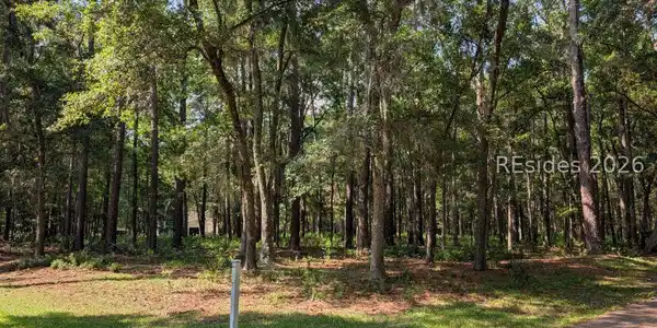 5 Confederate Court
