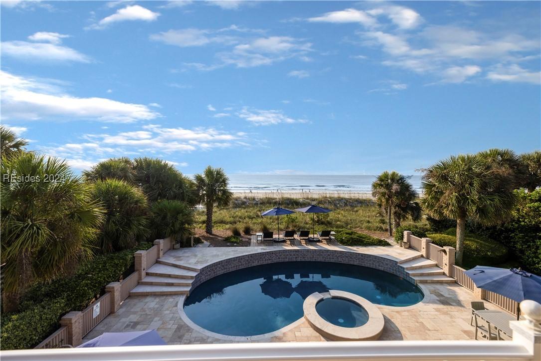 Image 4: Private heated oceanfront pool (pool resurfaced in