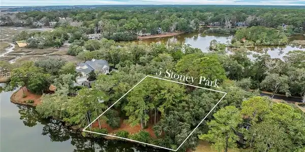 5 Stoney Park Lane