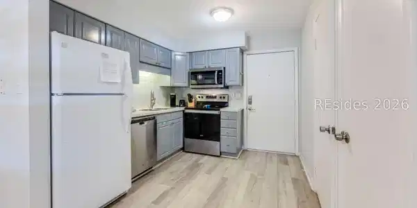 Image 3 Image 3
