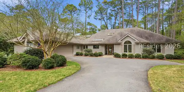 7 Foxhunt Drive