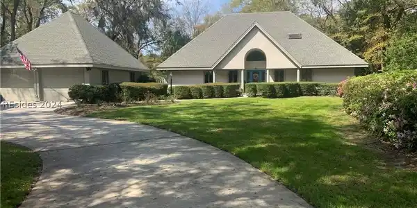 54 Barony Circle